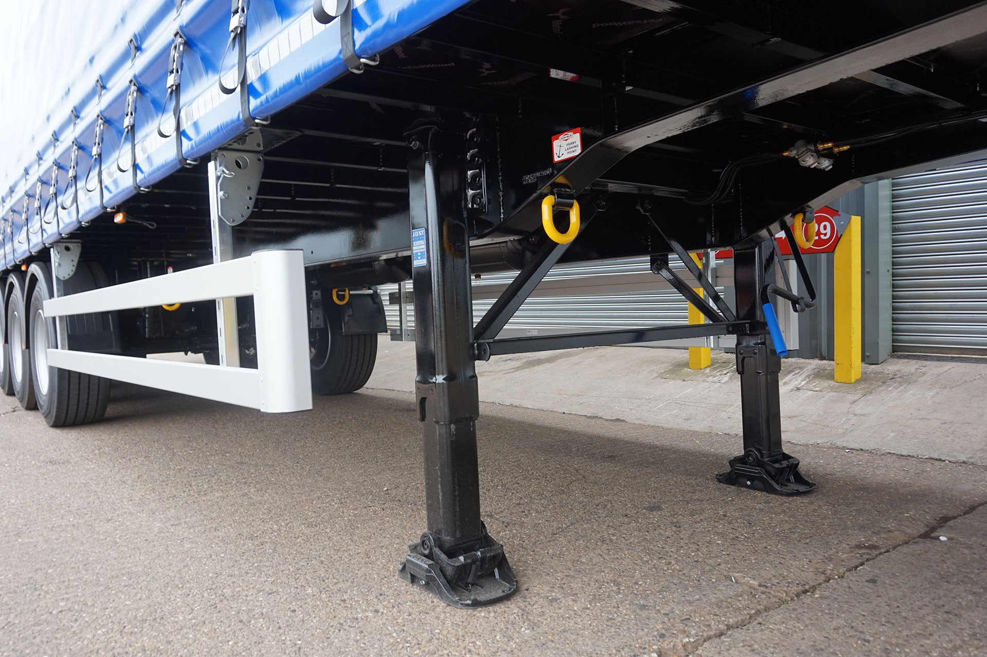 Improving Operational Efficiency With Modern Trailer Landing Legs